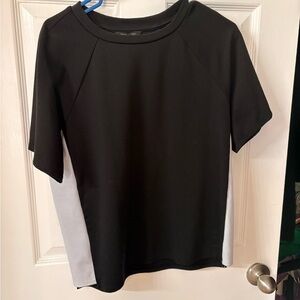 Banana Republic Black and Gray Short Sleeve Tee
